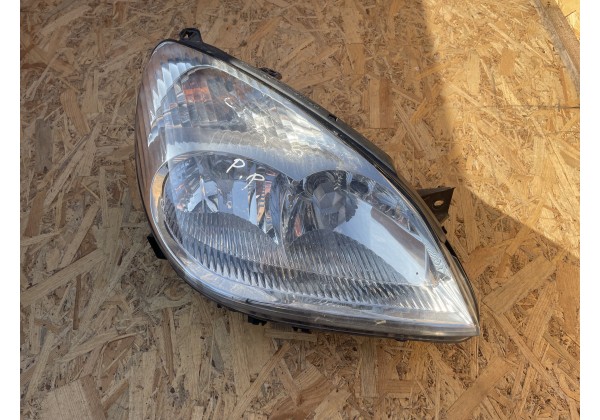 Фара права Citroen C5 01-04, 9632663180