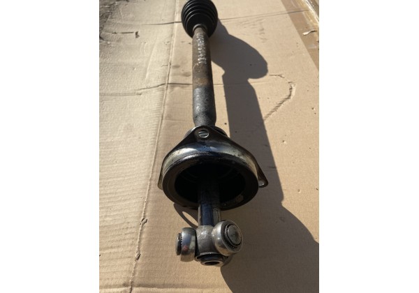 Полуось ліва Renault Logan, Dacia Sandero 1.4 8v, 1.6 8v, 21 зуб