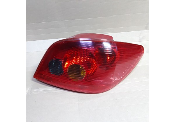 Ліхтар задній правий Peugeot 307, HB, 01-05, 6351P3, 99023239, 96343705JE
