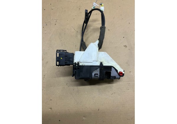 Замок задньої правої дверки Peugeot 5008, 09-16, 6 pin