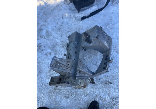 Лонжерон  передній лівий Renault Megane 3, 641010720R