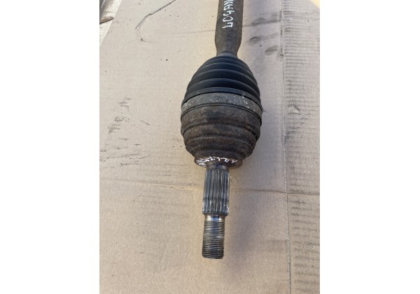 Полуось ліва Renault Logan, Dacia Sandero 1.4 8v, 1.6 8v, 21 зуб