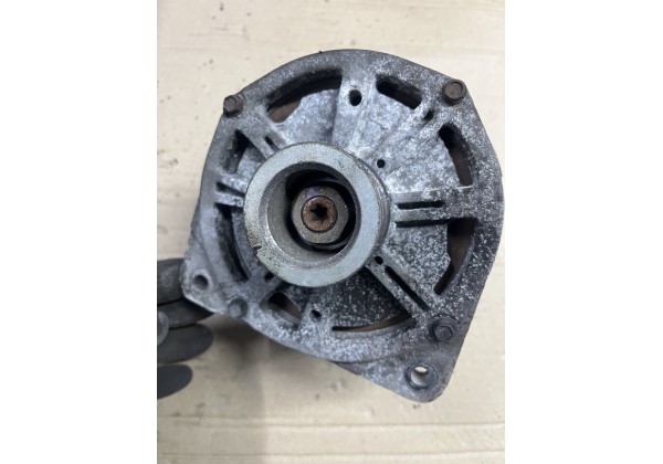 Генератор з водяним охолодженням Renault Espace 4, Megane 2, Scenic 2, Trafic 2, Master 2, 1.9DCi, 2.0DCi, 2.2DCi, 14V, 155A, 0986049450, 7711134926, 8200290220, 8200495269, 8200667617, 8200138269