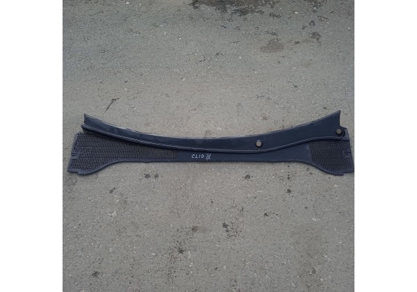 Жабо, накладка під лобове скло Renault Clio 3, 8200290131