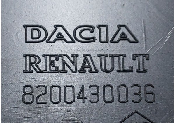 Коробка корпус блока запобіжників Renault Logan, Sandero, 1.5 DCi, 8200430035, 8200430036, 6001546841, 243822641R