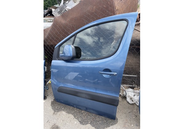Двері передні ліві Citroen Berlingo II, Peugeot Partner II, B9, Код фарби: KGQ, Ціна за голу.