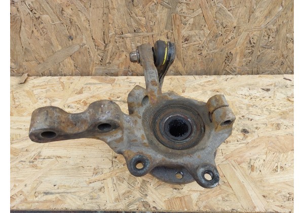 Поворотний кулак, цапфа перед правий Renault Kangoo, 21 зуб, 8200150223 *