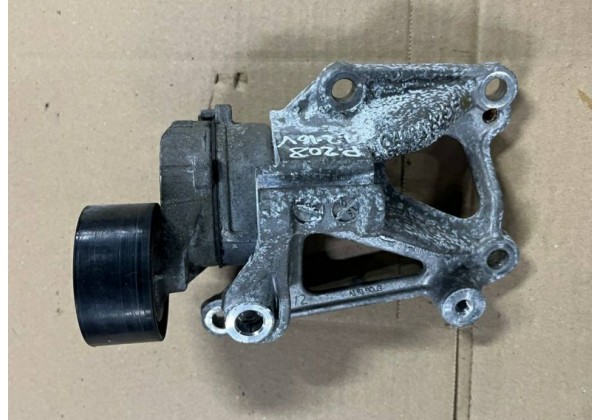 Кронштейн генератора Citroen, Peugeot, 1.2 VTi, 9676870780