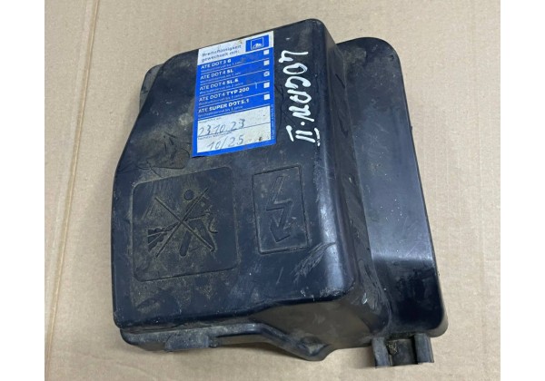 Кришка блоку запобіжників Renault Captur, Clio 4, Duster, Dokker, Lodgy, Logan 2, Sandero 2, 243825499R