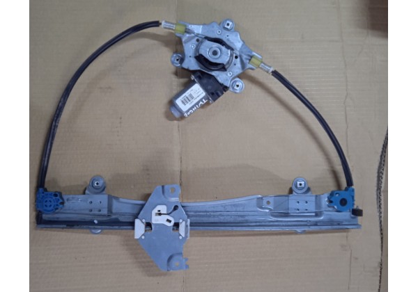 Склопідйомник лівої дверки Renault Twingo 2, 3 дв, 8200384743, 400957, 384743, 119358 ARM
