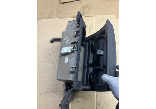 Бардачок центральний Citroen C4 Picasso, 9654110677