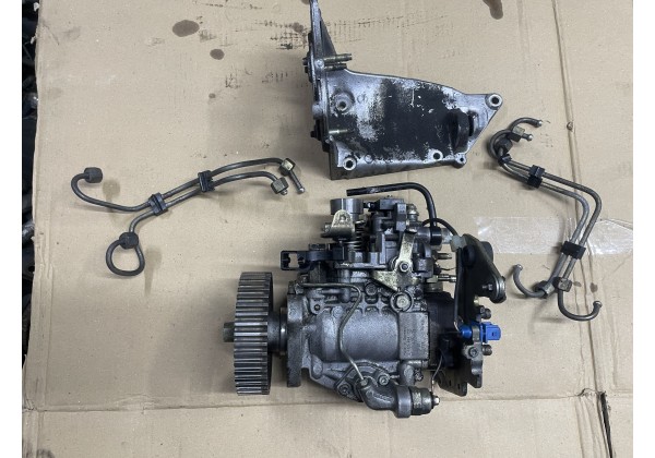 Паливний насос високого тиску Peugeot Expert, Fiat Scudo, Citroen Jumpy, Citroen Berlingo, Peugeot Partner, BOSCH, 1.9 D, 0460484132, Комплект 