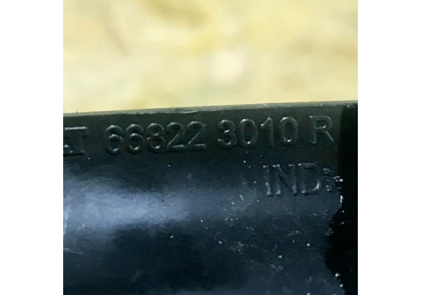 Накладка лівої петлі капота Renault Logan 2, Sandero 2, 668223010R