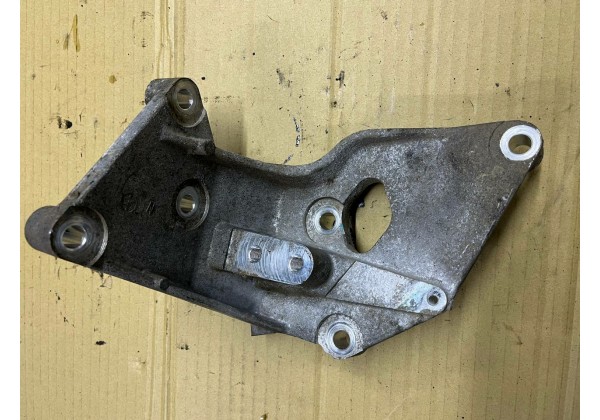 Кронштейн роздавальної коробки Renault Koleos, 4WD, 08-16, 30441JG200