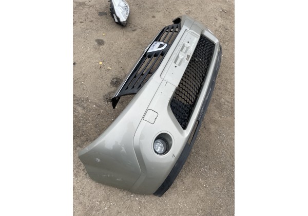 Бампер передній Dacia Sandero I, TEKNM