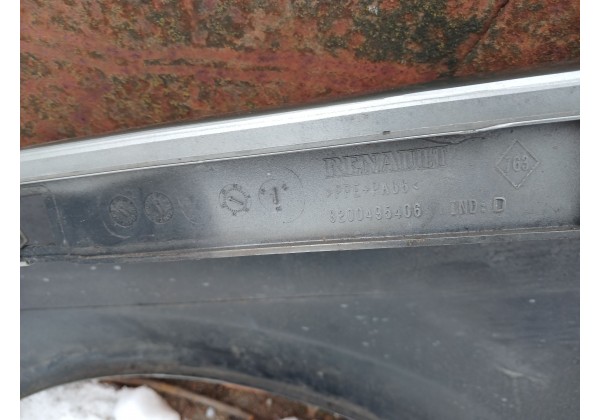 Крило праве Renault Megane II, 8200495406