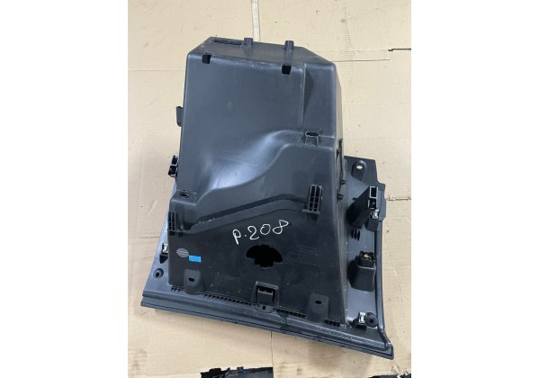 Бардачок Peugeot 208, 9673811277