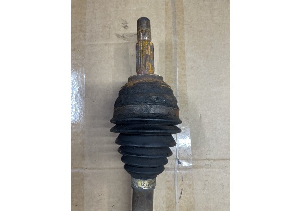 Піввісь ліва, 23/26 шліцов Renault Megane II, 8200432515, 8200356803