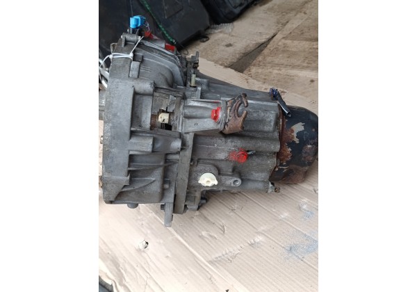 Коробка передач Рено Кліо 2 , 1.4 б 16v,JB3971