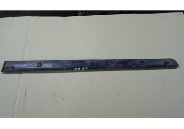 Молдинг правої передньої дверки Citroen C8, Peugeot 807, 1484086077 *