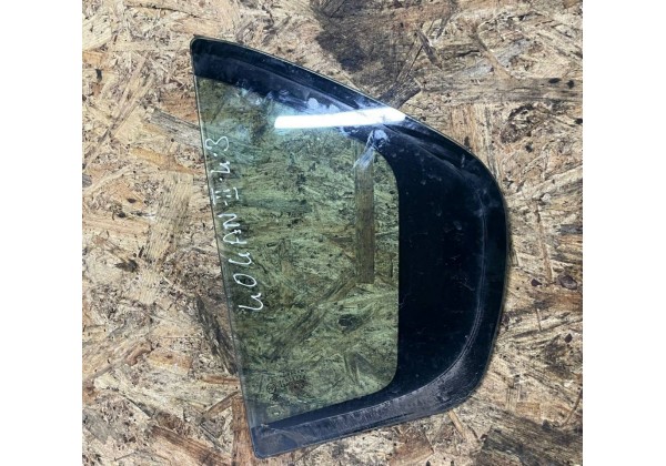 Скло кутове лівої задньої дверки Renault Logan 2, седан, 822636739R