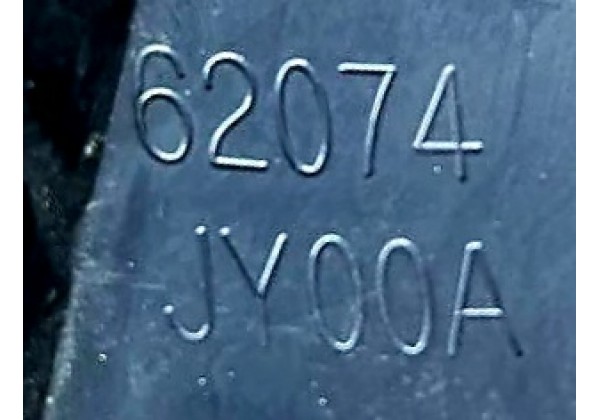 Решітка в передній бампер права Renault Koleos, 08-11, 62074JY00A