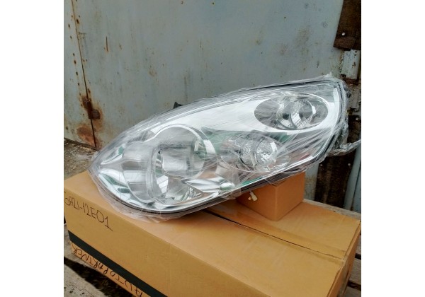 Фара ліва Renault Master III, 260608210R