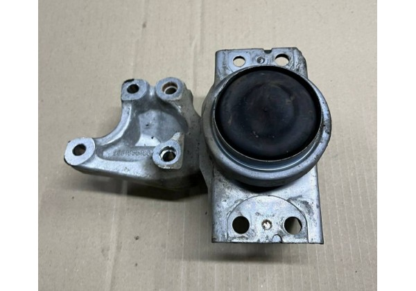 Подушка двигуна права Citroen C4 I-II, Picasso, Grand Picasso, Peugeot 307, 308, 3008, 5008, 2.0 HDi, 1839C7, 1839H5, 9681855180
