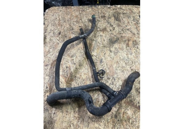Патрубок радіатора охолодження нижній Renault Master 3, 2.3 DCi, 8200655255