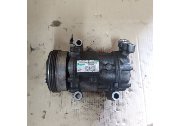 Компресор кондиціонера Renault Kangoo, Twingo, Thalia, Clio 2, 1.1, 1.2, 1.2 16V, 8200840899