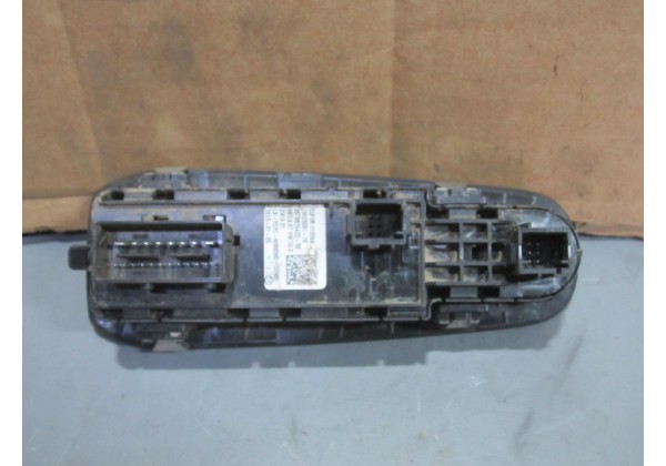 Блок кнопок склопідіймачів Peugeot 308 (T9), 96788264ZD