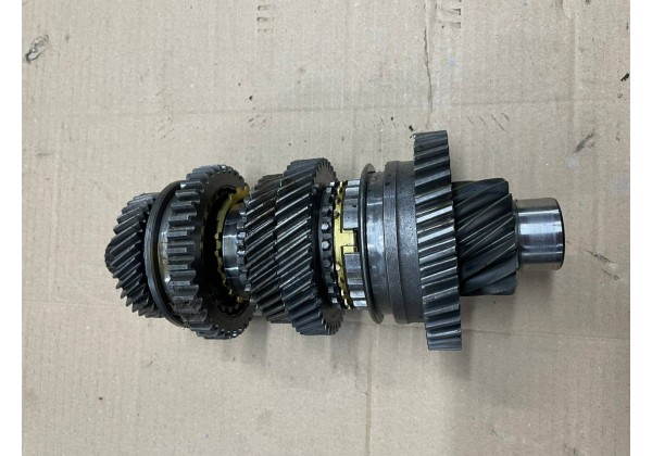 Вал вторинний КПП в зборі Renault Clio 3, Logan, Sandero, JH1053, 8200939913, 8200916098, 7701667030, 8200916104, 8200639270, 7701717112, 8200916114, 8200607978, 326041339R