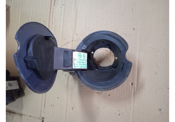 Лючок бензобака Renault Twingo 2, 8200637765, 7812002112R