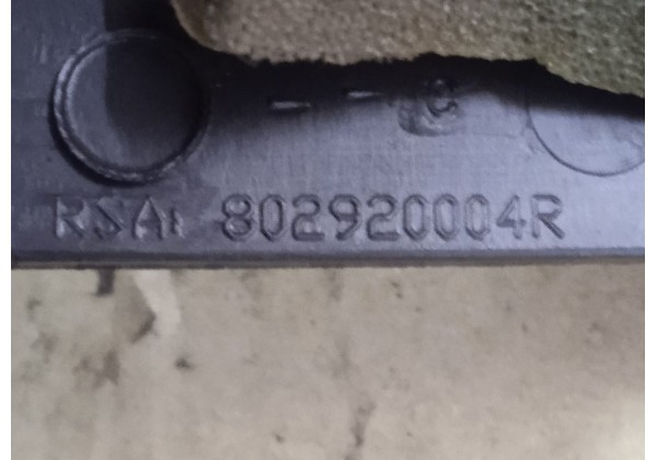 Декоративна накладка кріплення правого дзеркала Renault Megane 3, 802920004R