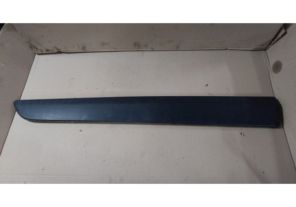Молдинг лівої передньої дверки Citroen Jumpy 2, Peugeot Expert 2, Fiat Scudo 2, 1497641077