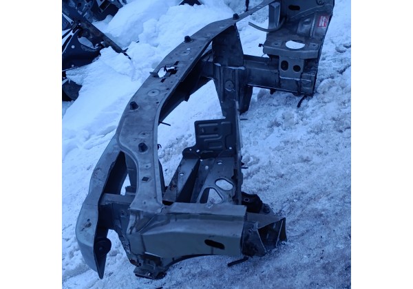 Панель передня, посилювач бампера, телевізор Дачія Сандеро 1