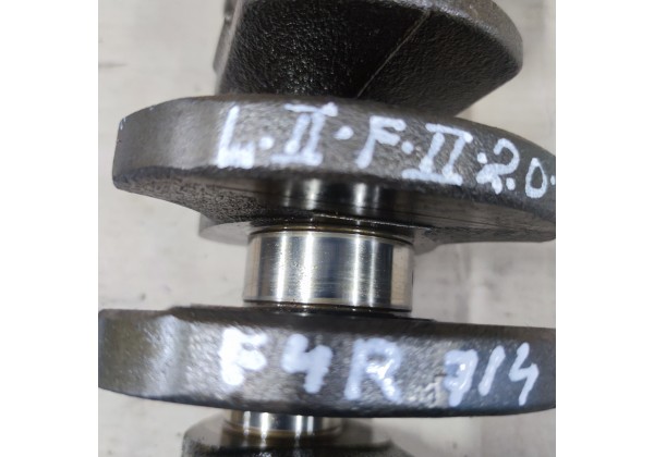 Колінвал стандарт 2.0 бензин F4R, Renault Laguna 2,Megane 2, Scrnic 2, Espace 4, Trafic 2, 8200037836,7700111886*