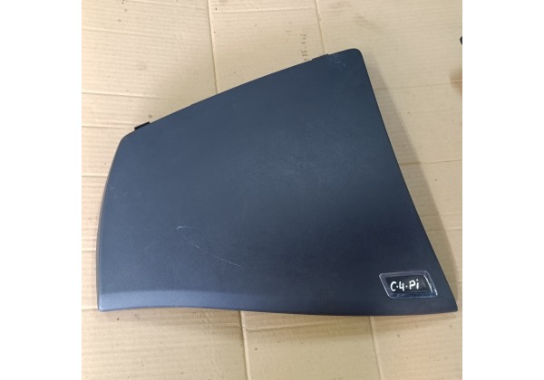 Кришка бардачка ліва тверда Сітроен С4 Пікассо 06 - 13р,8218KZ