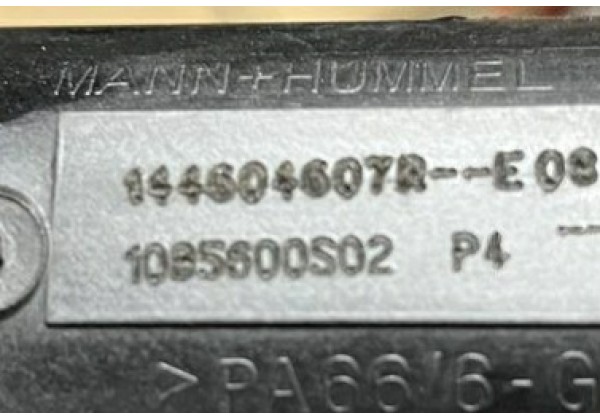 Патрубок інтеркулера правий Renault Megane 3, Scenic 3, 144604607R