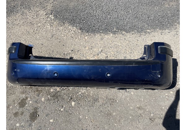 Задній бампер Peugeot 407 SW з парктроніками, EGED