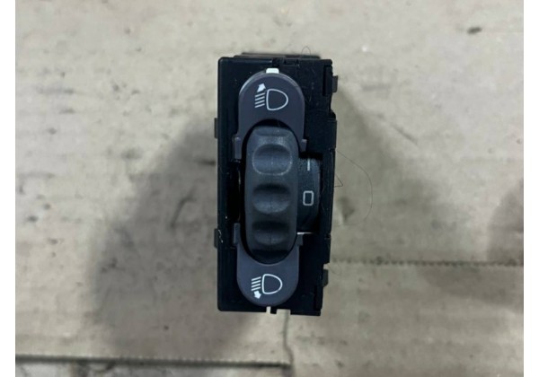 Кнопка коректора фар Renault Symbol II, Clio II, 7700410134