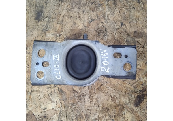 Подушка, опора двигуна права Renault Clio III, Modus, Grand Modus 1.2, 1.4, 1.6 16V, 1.5 dci, 2.0 16V, 8200140431, 8200131305, 8200281186 *