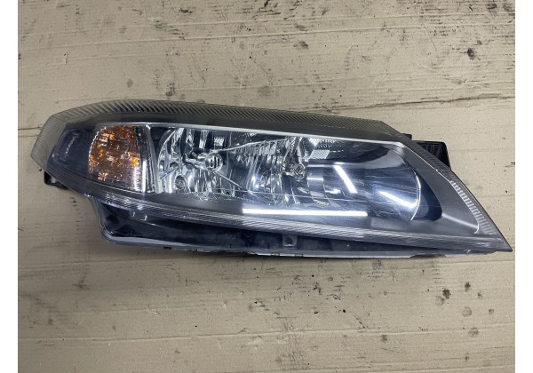 Фара права Рено Лагуна 2, до 05 року