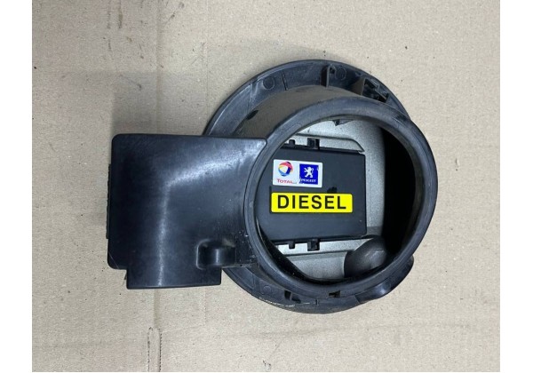 Лючок паливного бака Peugeot 308, T7, SW, універсал, 07-13, колір - EVGC, 1517G5, 1518C9, 9681632677, 9681632777