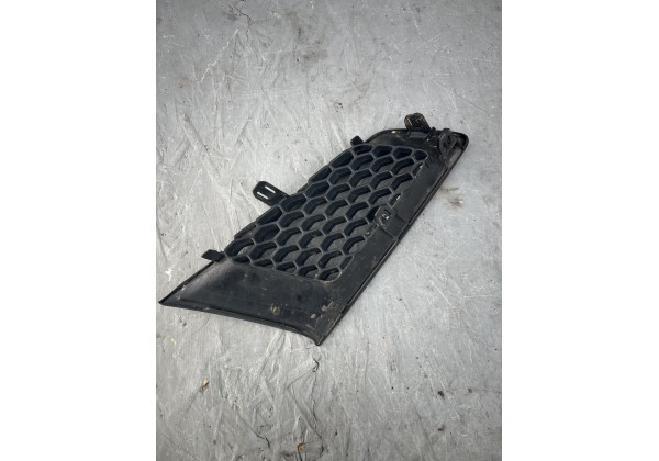 Решітка в передній бампер ліва Renault Koleos, 08-11 , 62075JY00A