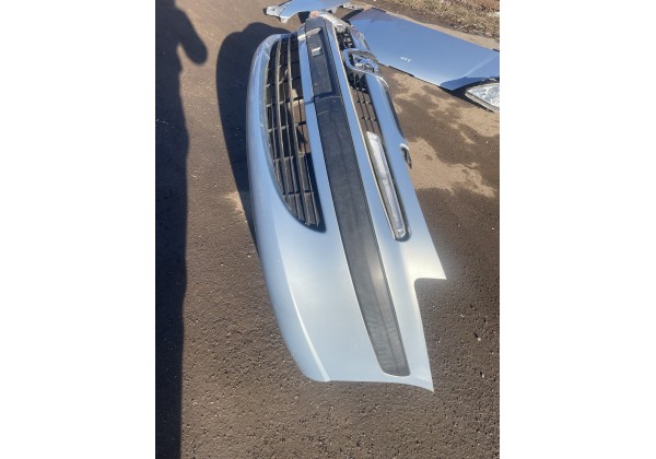 Бампер передній Peugeot 807