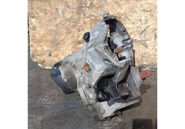 Коробка передач 1.7 бензин Renault 19,21, JB3060