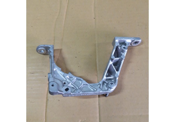 Кронштейн двигуна Renault 1.5 Blue DCi, Euro-6, 144865409R
