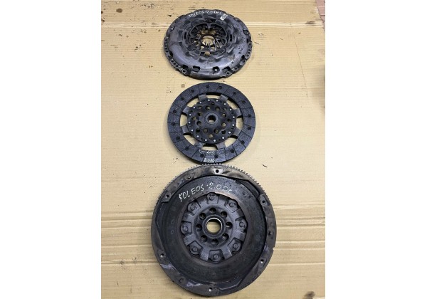 Комплект зчеплення Renault Espace 4, Koleos, Laguna II-III, Latitude, Megane 2, Scenic 2, 2.0 DCi, 7701476879, 7701477461, 7701478676, 7701478942, 8200620330, 7701476589, 8201184888