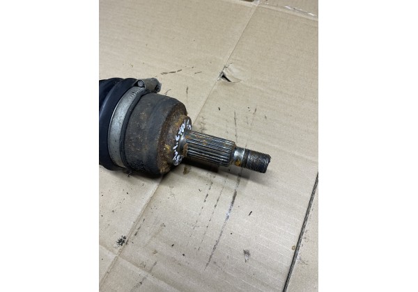 Полуось передня ліва Renault Megane III 1.6 16V, 8200725499, 391013387R